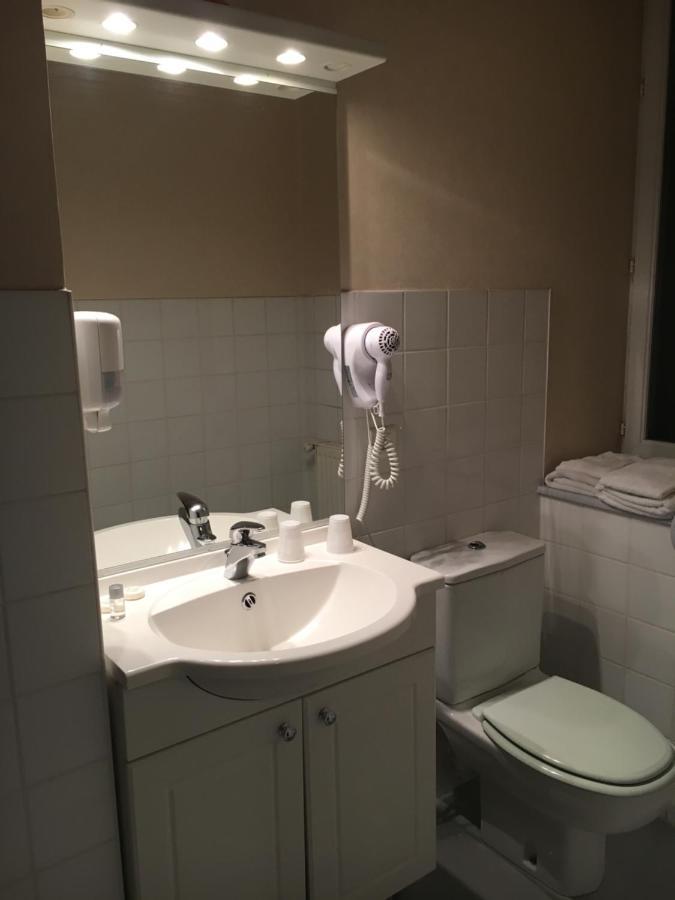 Hotel Du Centre Gueugnon Екстериор снимка